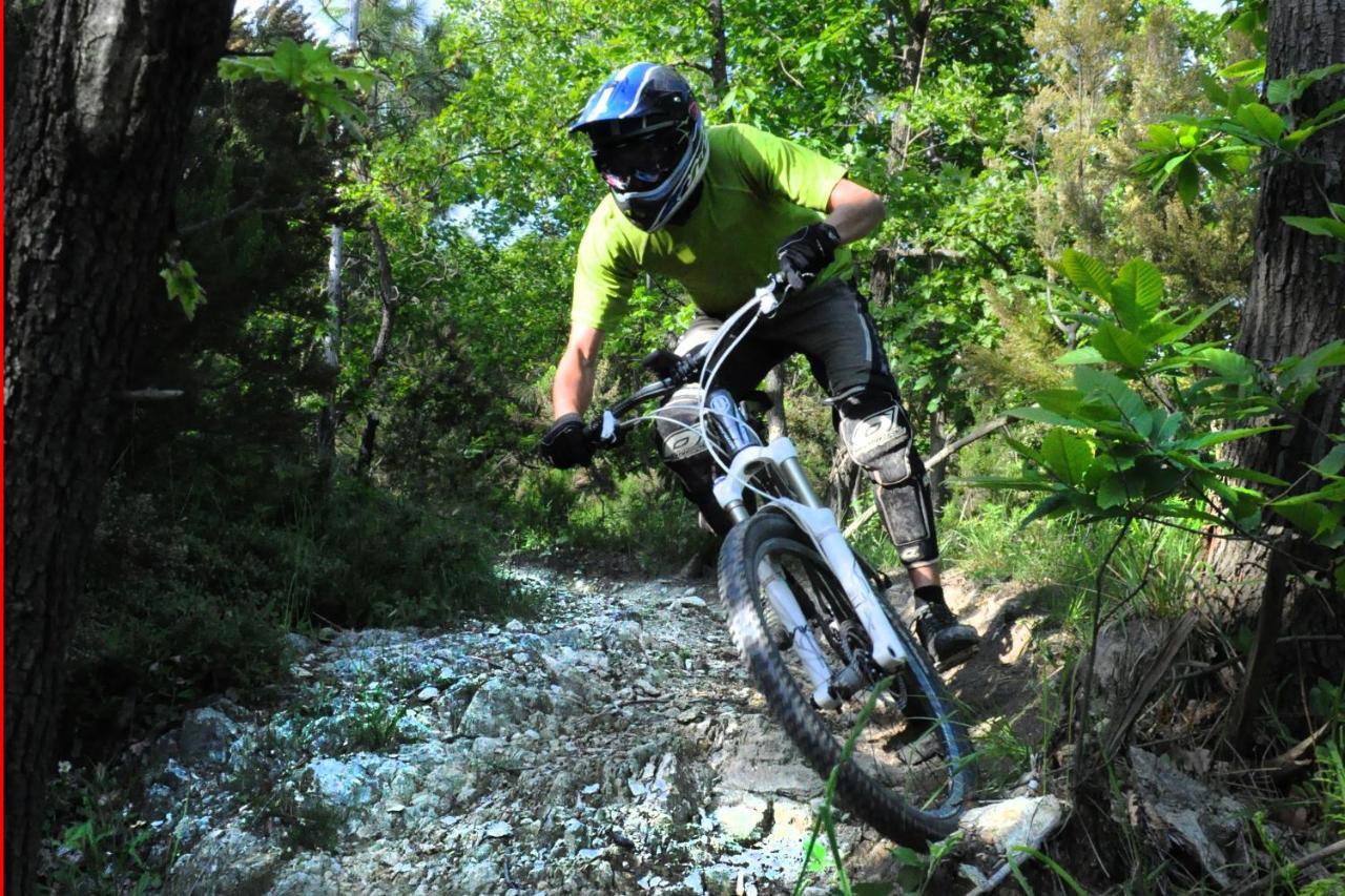 Residence Finale Bike And Beach Finale Ligure Exterior foto
